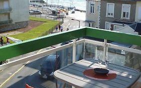 Appartement Cap Sud Vue Mer à 30m de la Plage